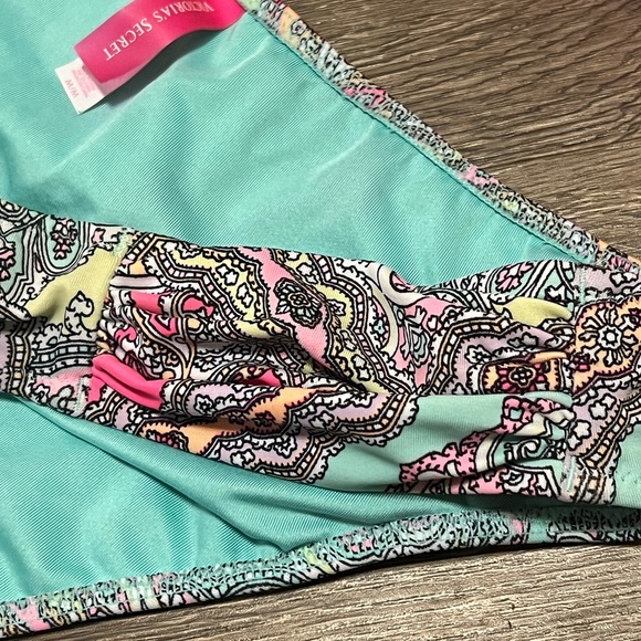 VS bikini 2/$60 - Picture 2 of 6